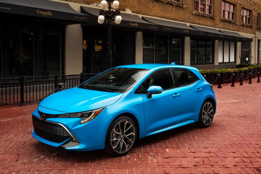  Toyota Corolla XSE Hatchback 2018 года  (NA) (фото 27 из 88)